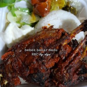 Bebek Bakar Madu